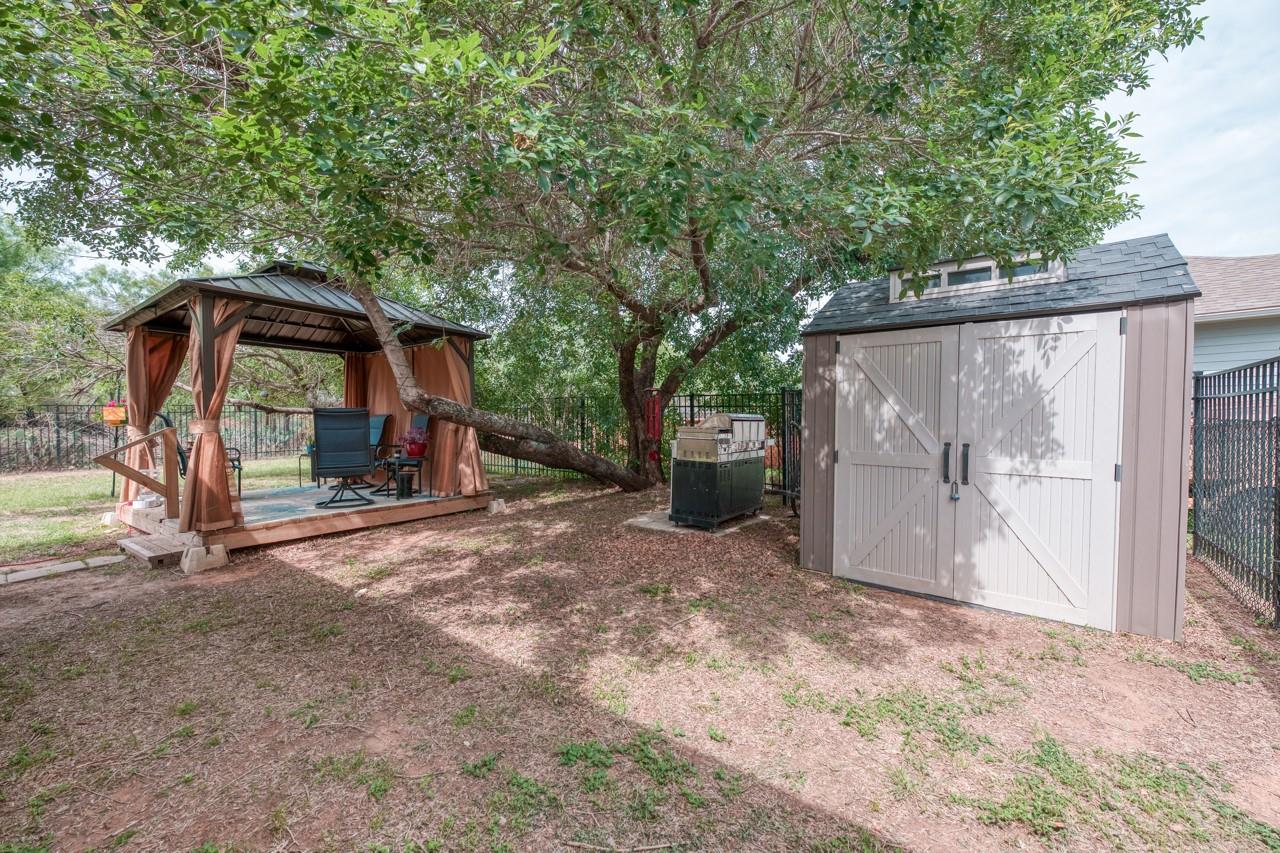 121 Cedar St, Granite Shoals, TX 78654