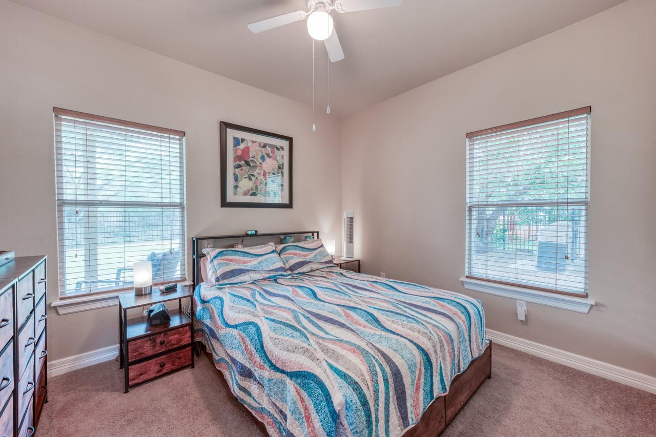 121 Cedar St, Granite Shoals, TX 78654