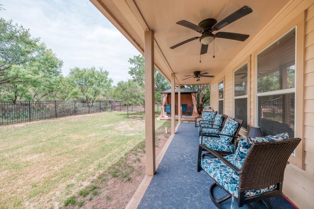 121 Cedar St, Granite Shoals, TX 78654