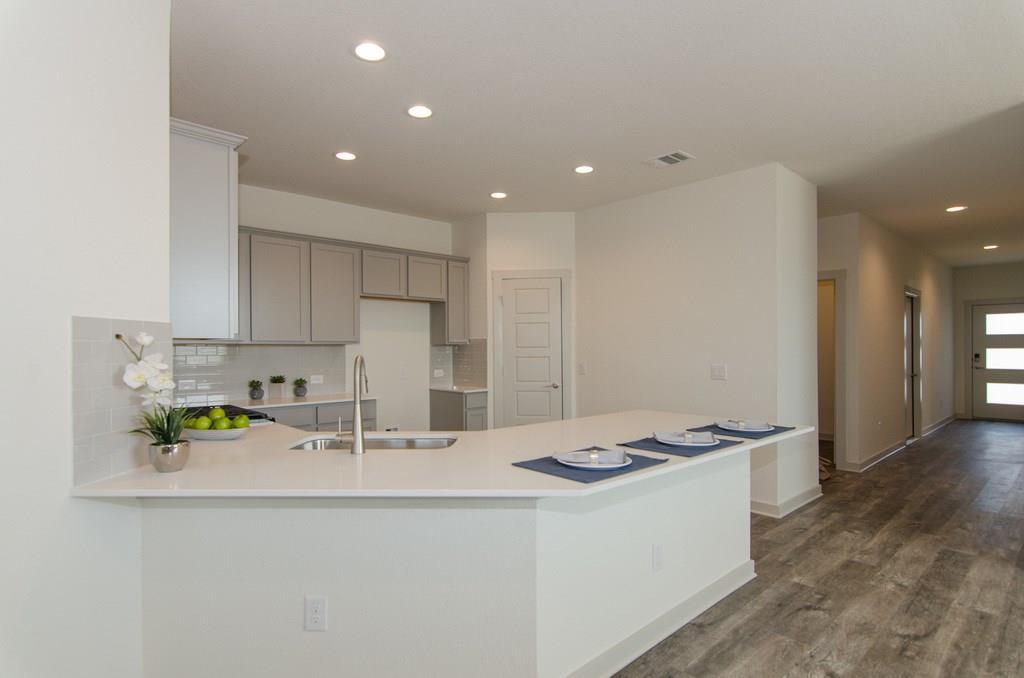 217 Deserti Rd, Leander, TX 78641