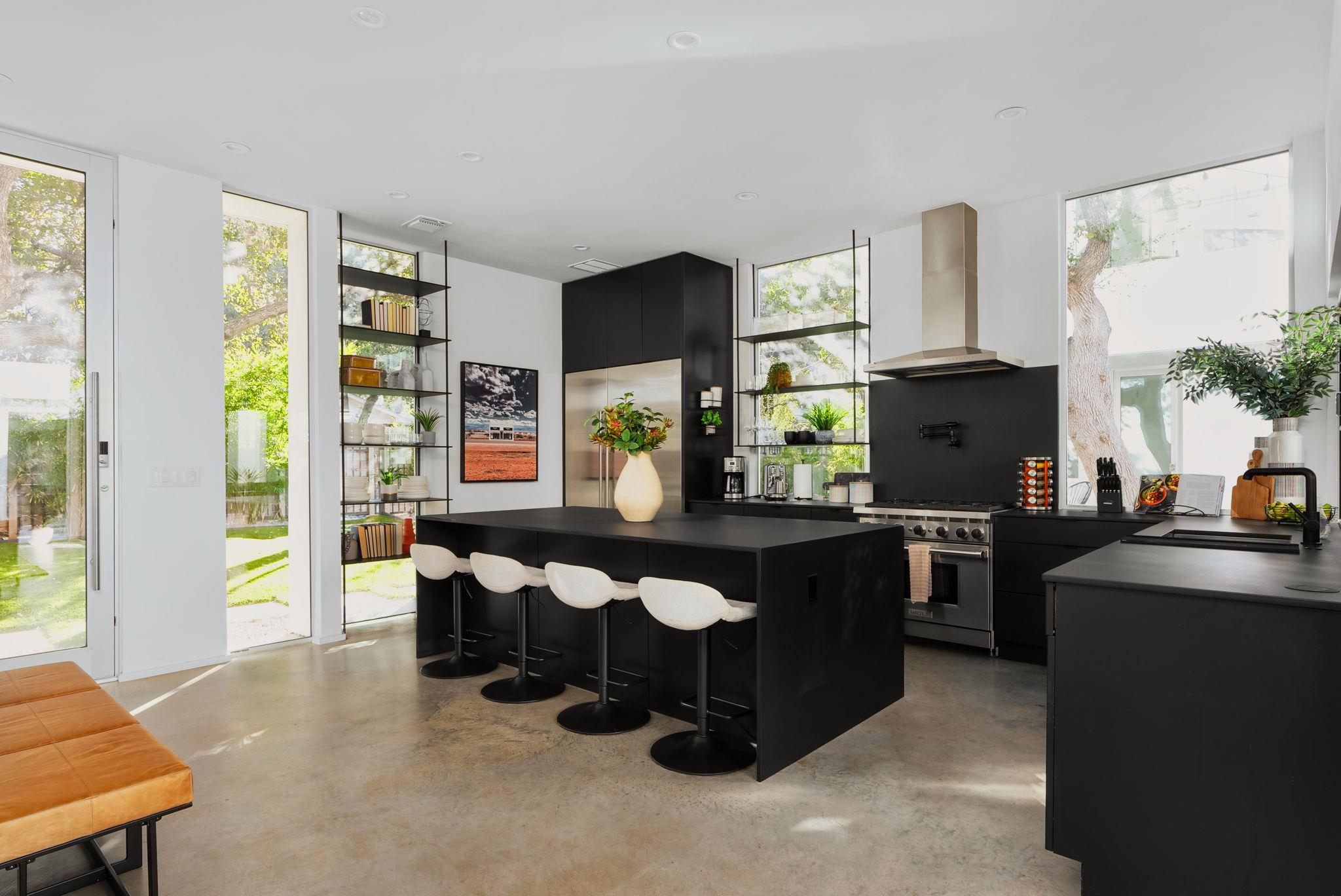 1304 Bouldin Ave, Austin, TX 78704