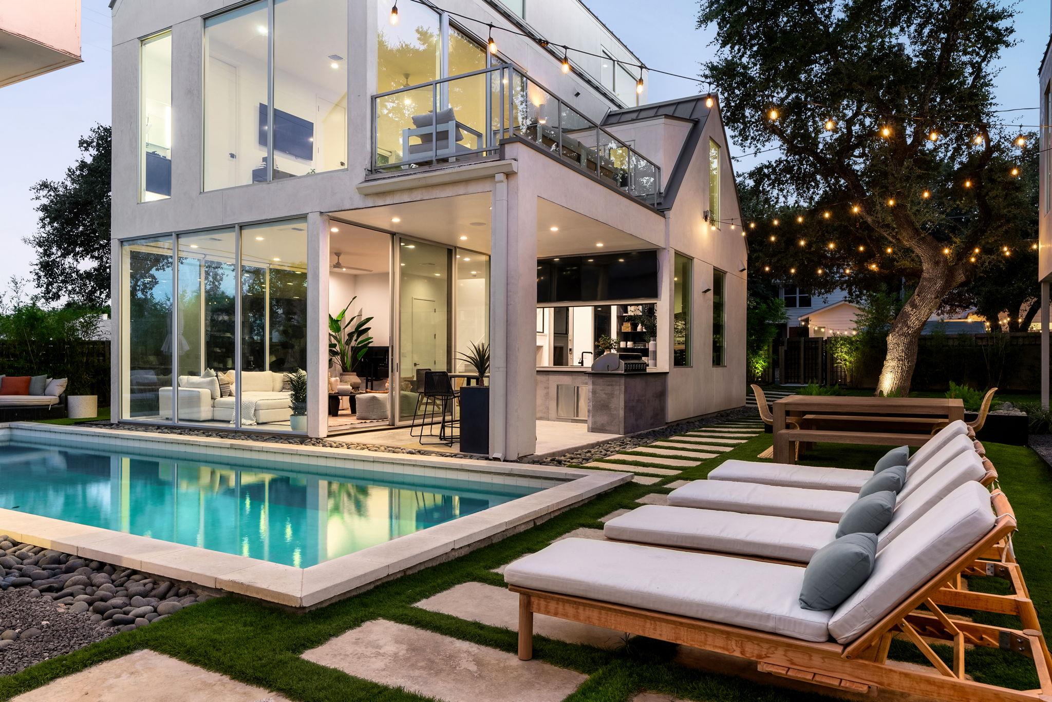 1304 Bouldin Ave, Austin, TX 78704