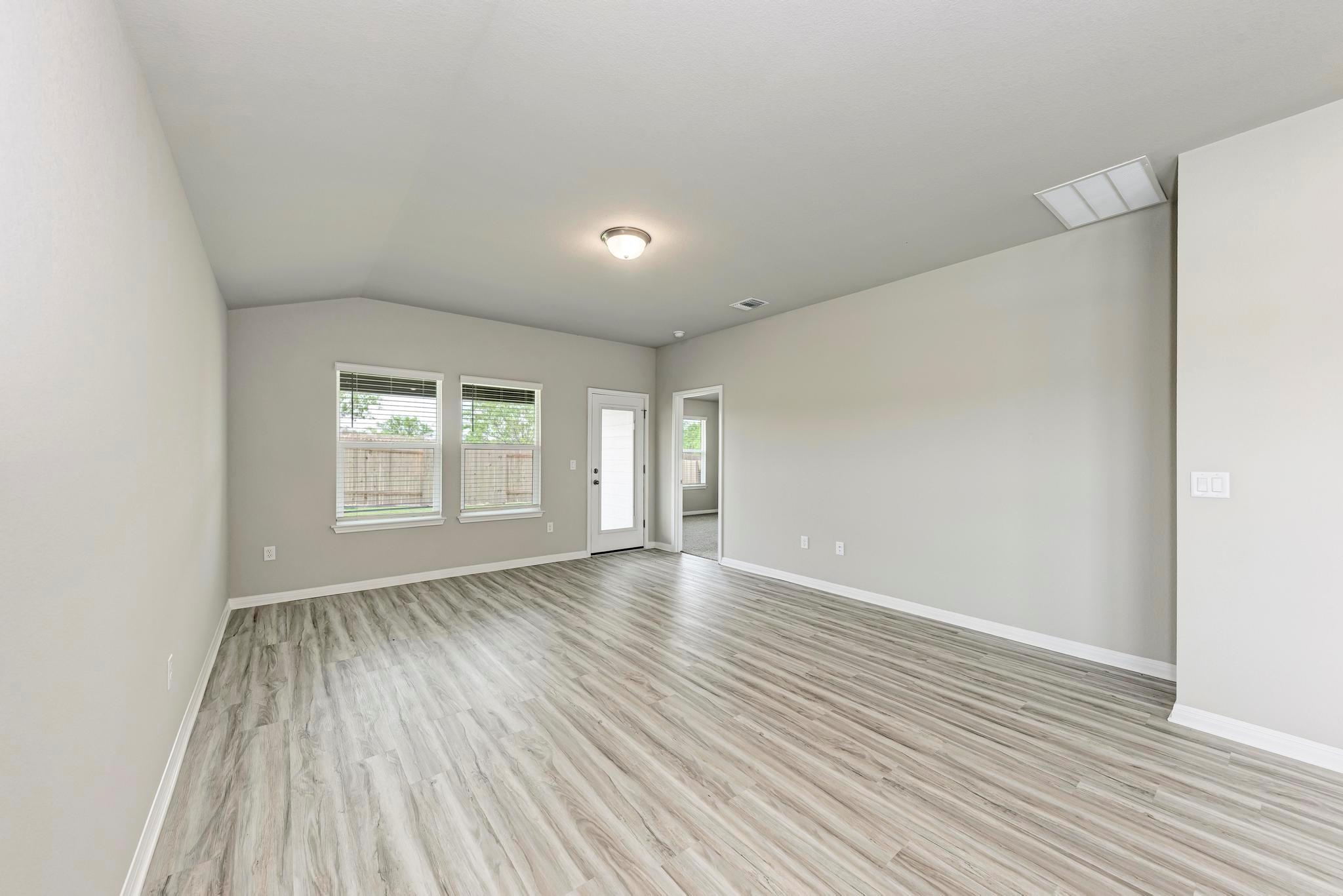 5101 Stockton Ln, Del Valle, TX 78617