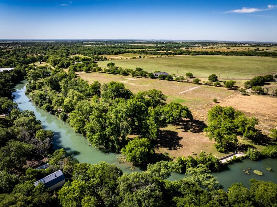 110 Rustic River Rd, Martindale, TX 78655