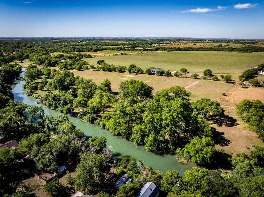 110 Rustic River Rd, Martindale, TX 78655