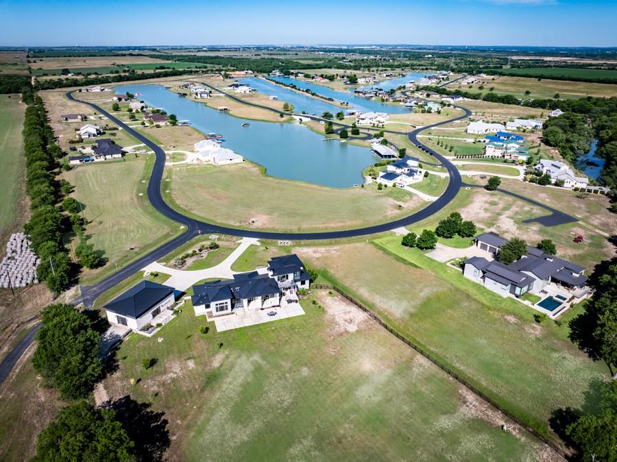 110 Rustic River Rd, Martindale, TX 78655