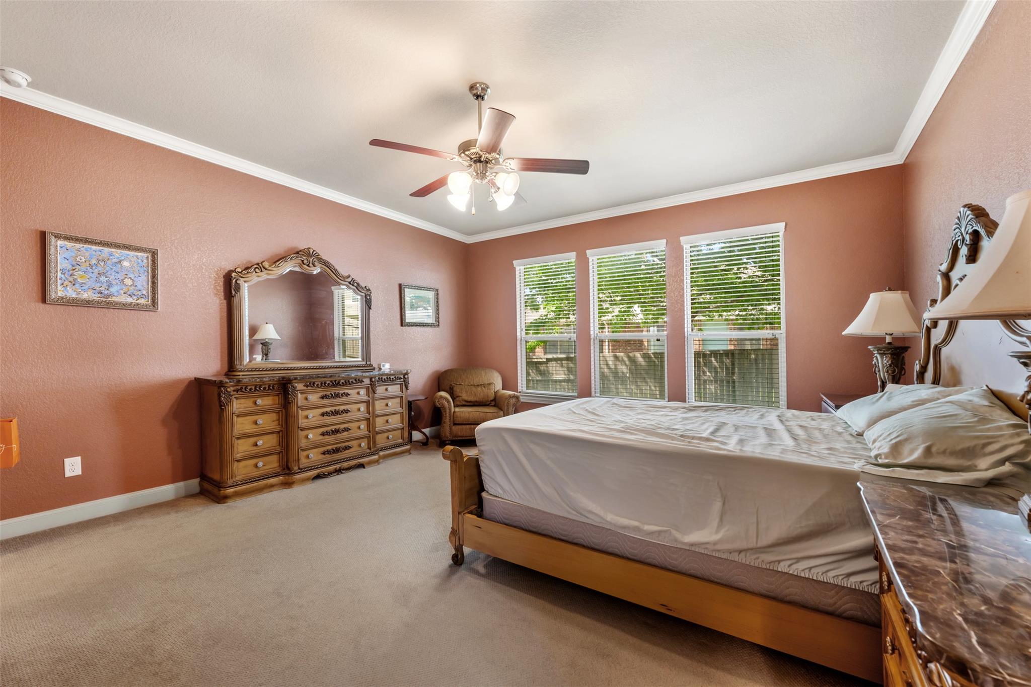 4205 Woodhaven Trl, Round Rock, TX 78665