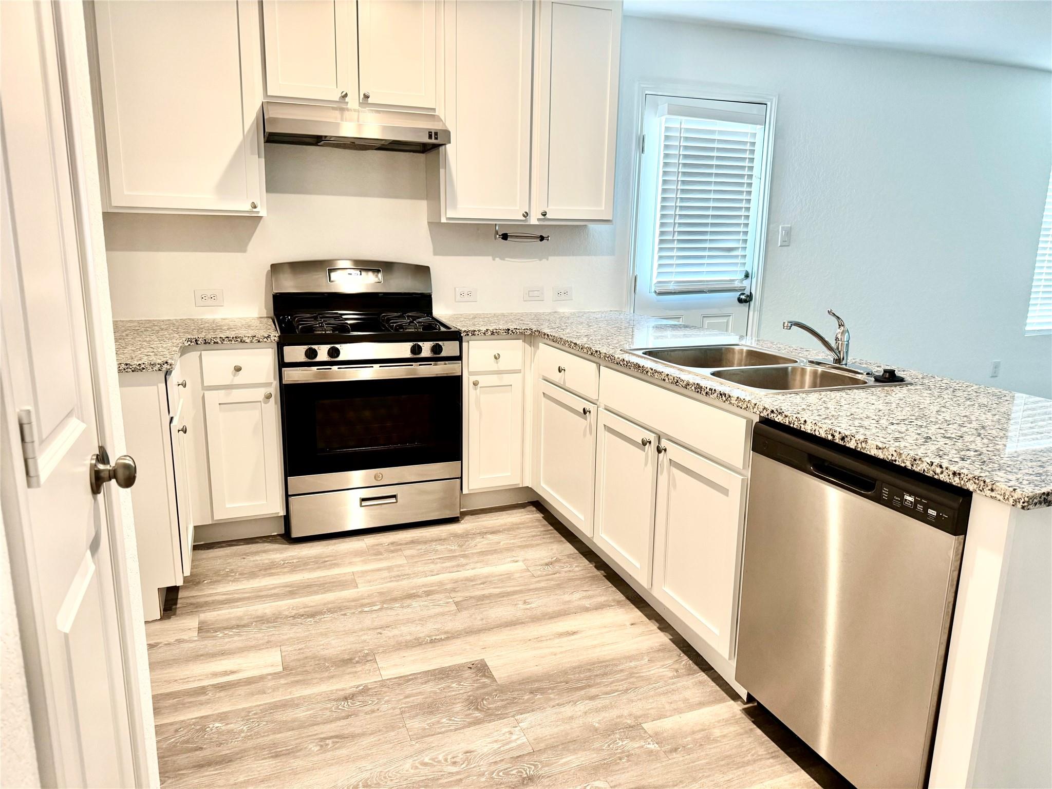 5921 Antonio Pl, Seguin, TX 78155