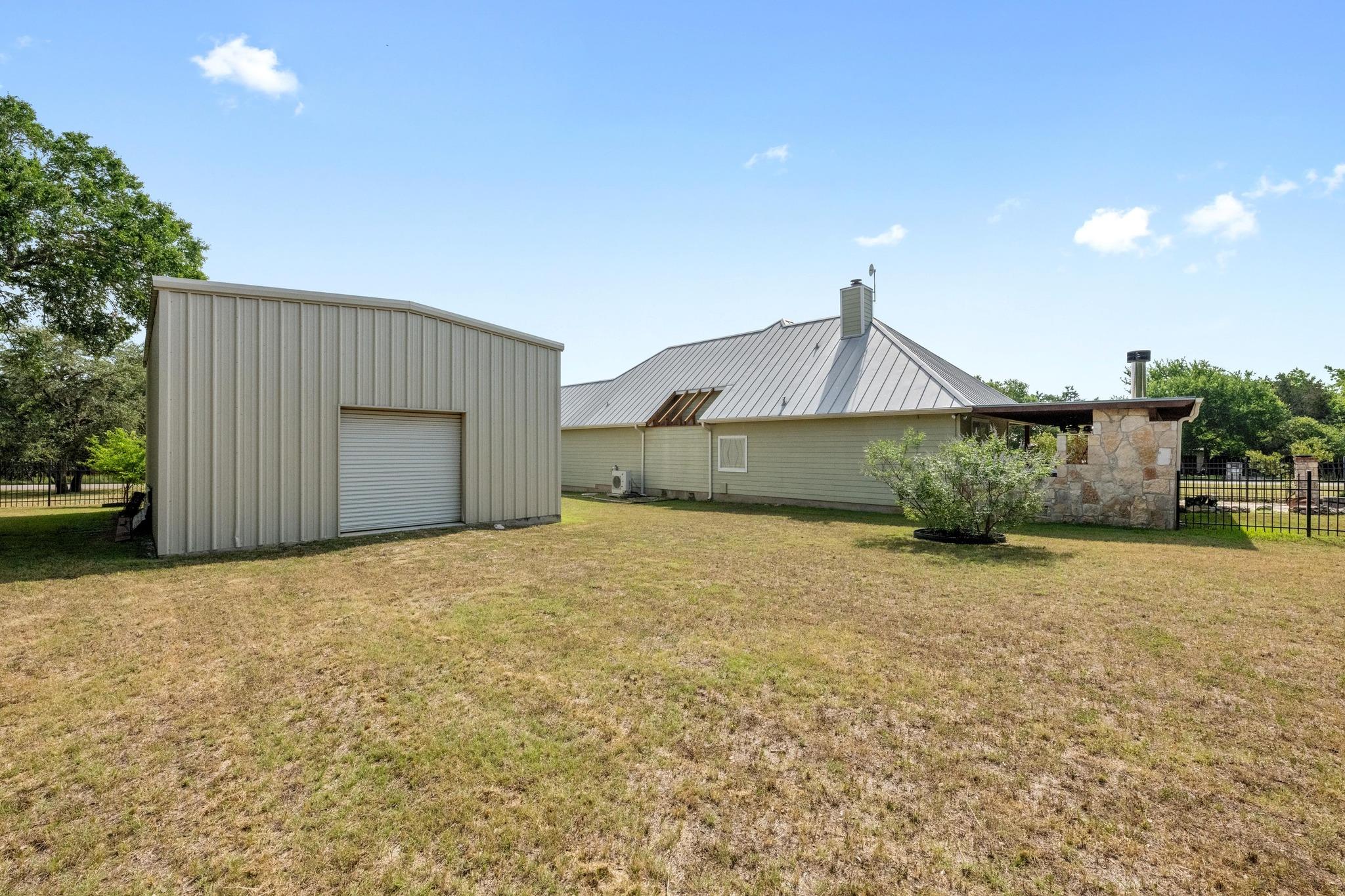 246 Whispering Valley Dr, Wimberley, TX 78676
