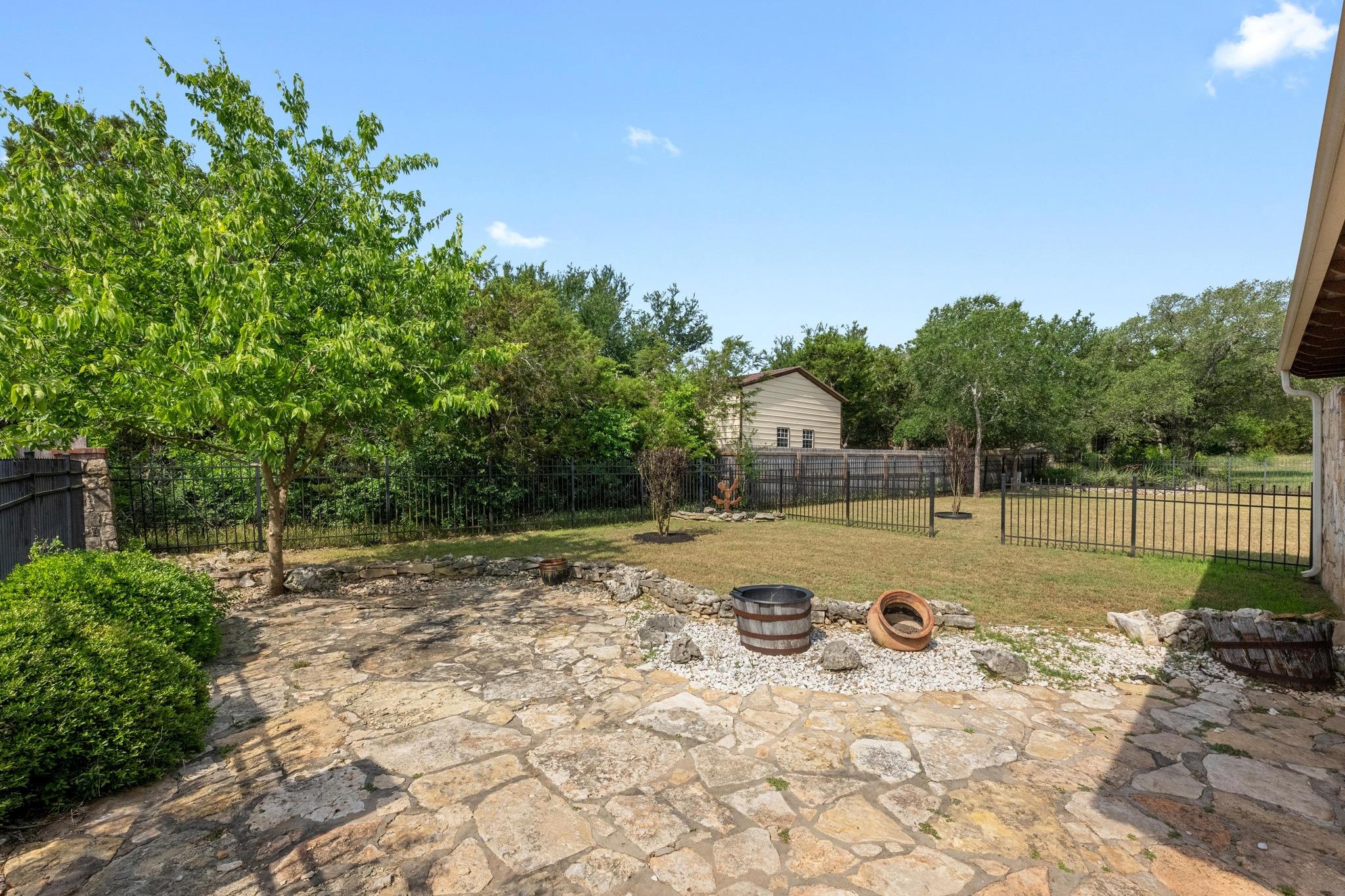 246 Whispering Valley Dr, Wimberley, TX 78676