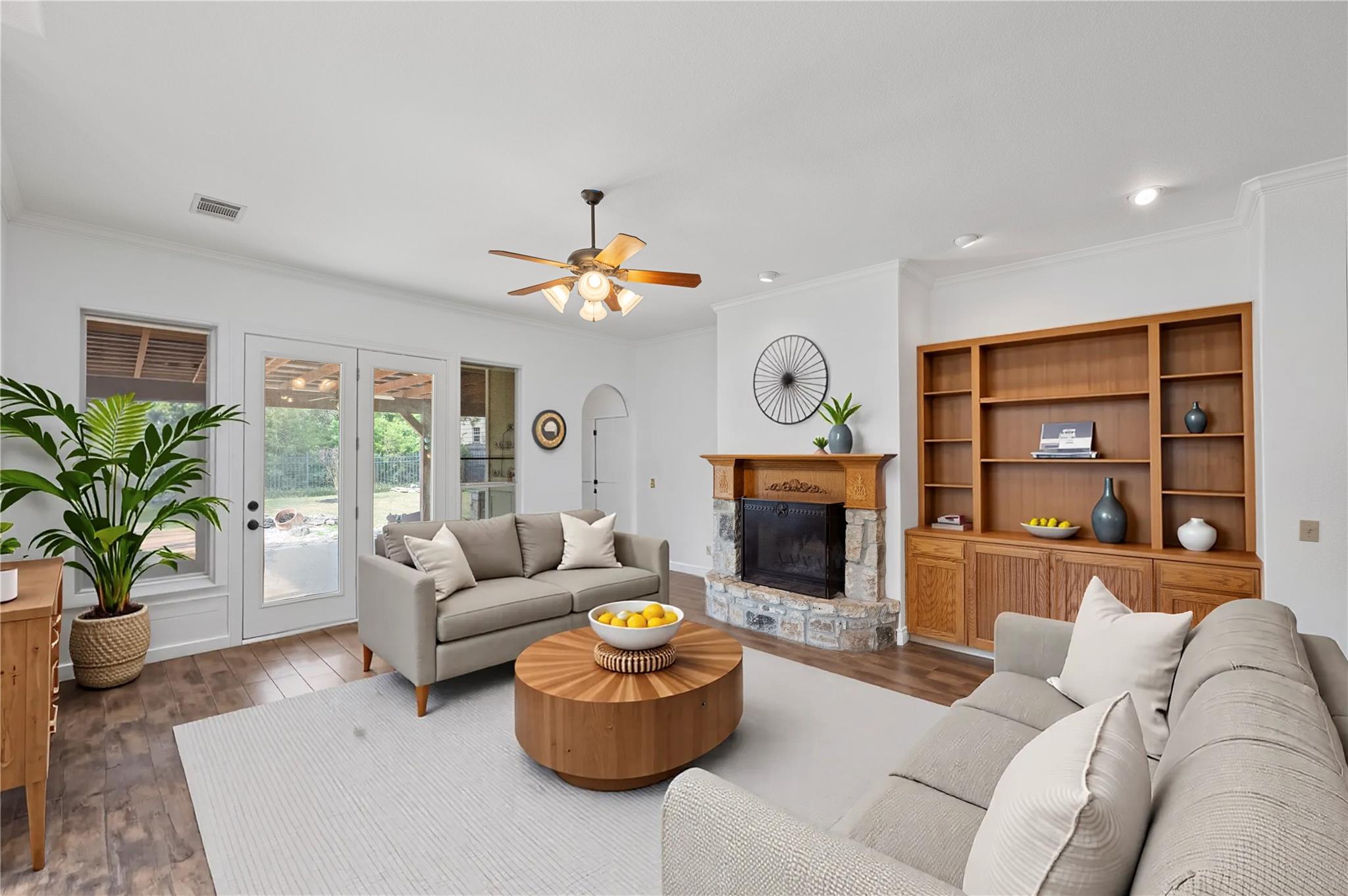 246 Whispering Valley Dr, Wimberley, TX 78676