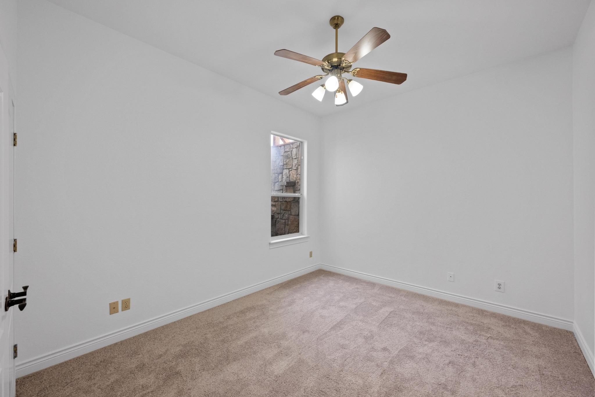 246 Whispering Valley Dr, Wimberley, TX 78676