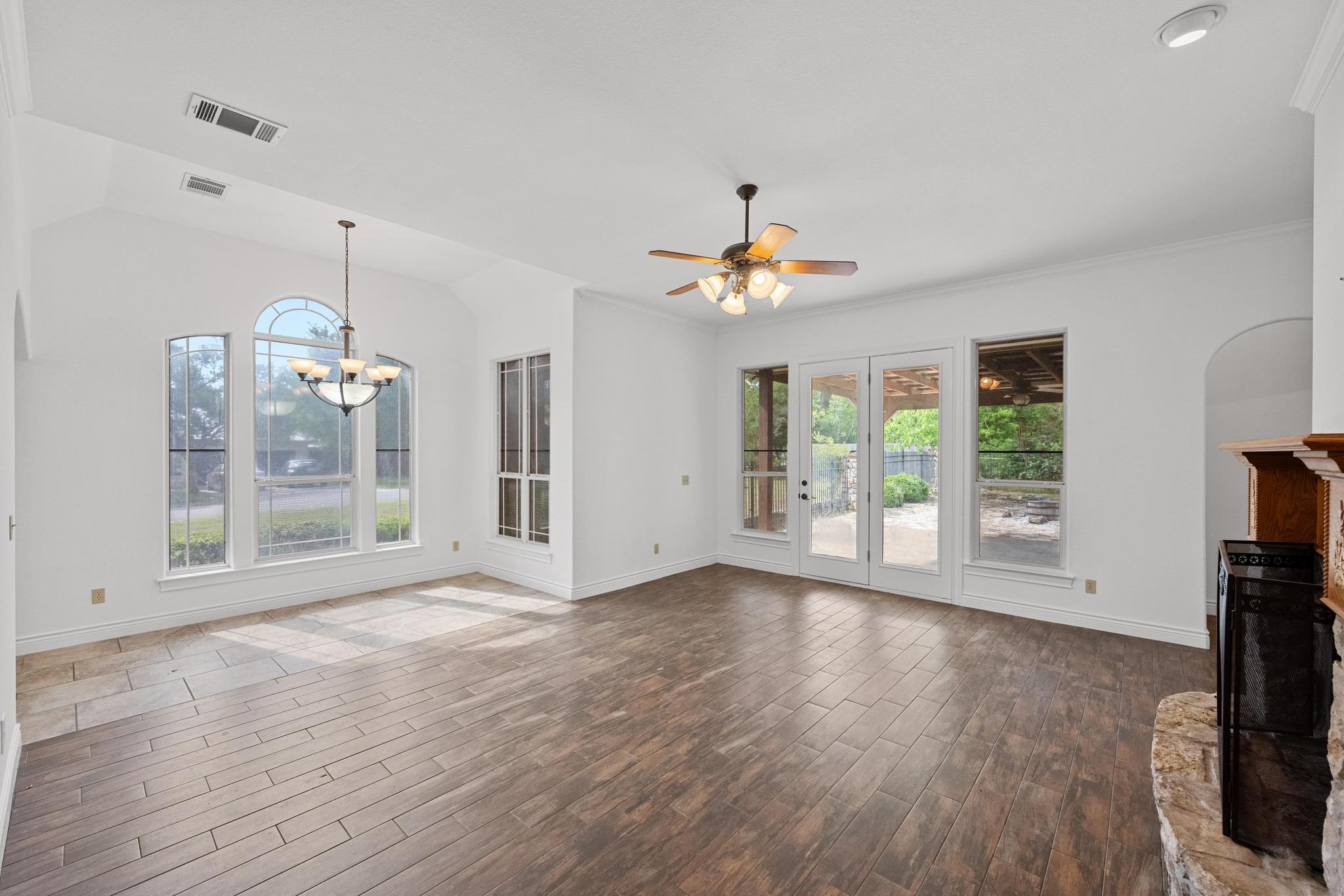 246 Whispering Valley Dr, Wimberley, TX 78676