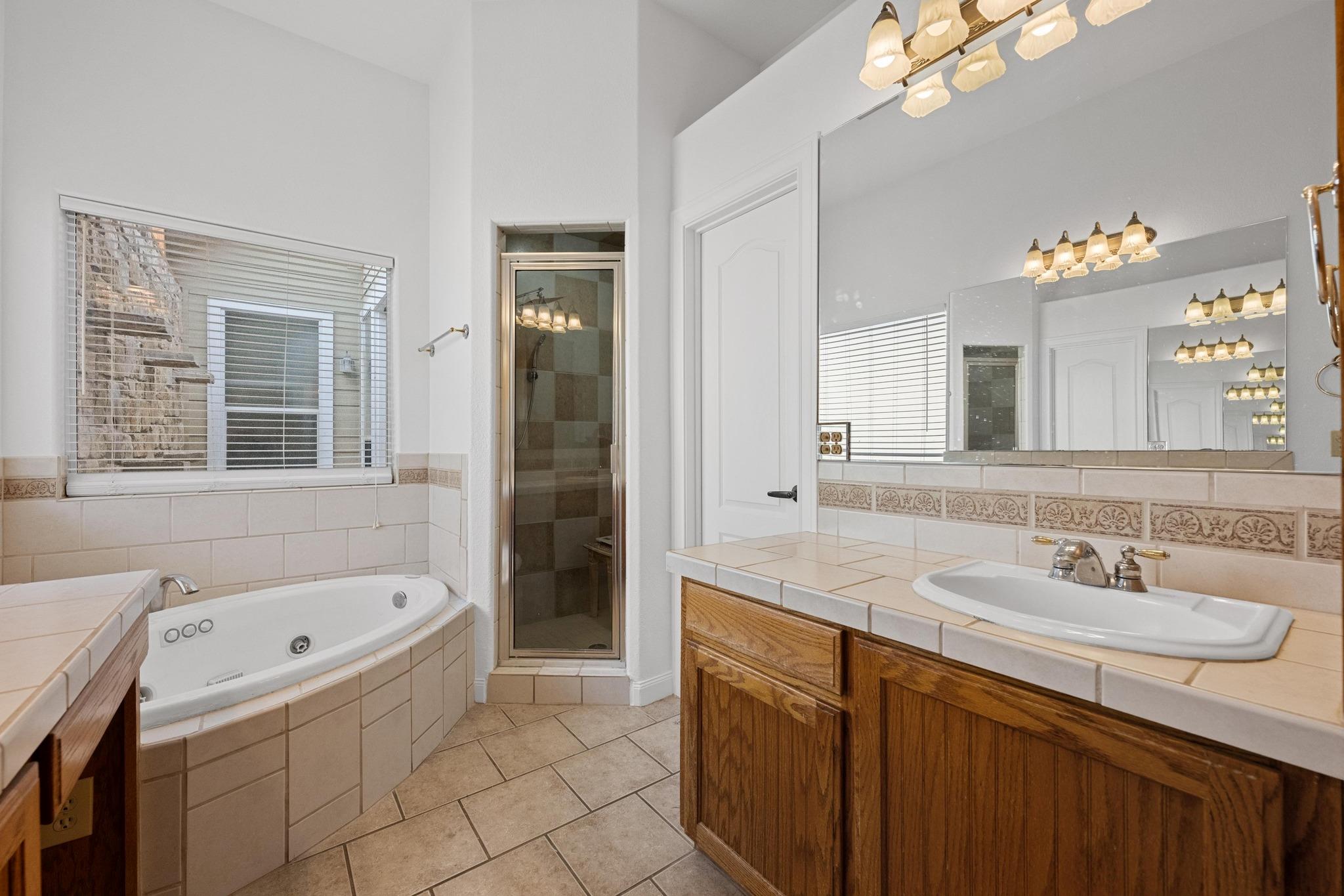 246 Whispering Valley Dr, Wimberley, TX 78676