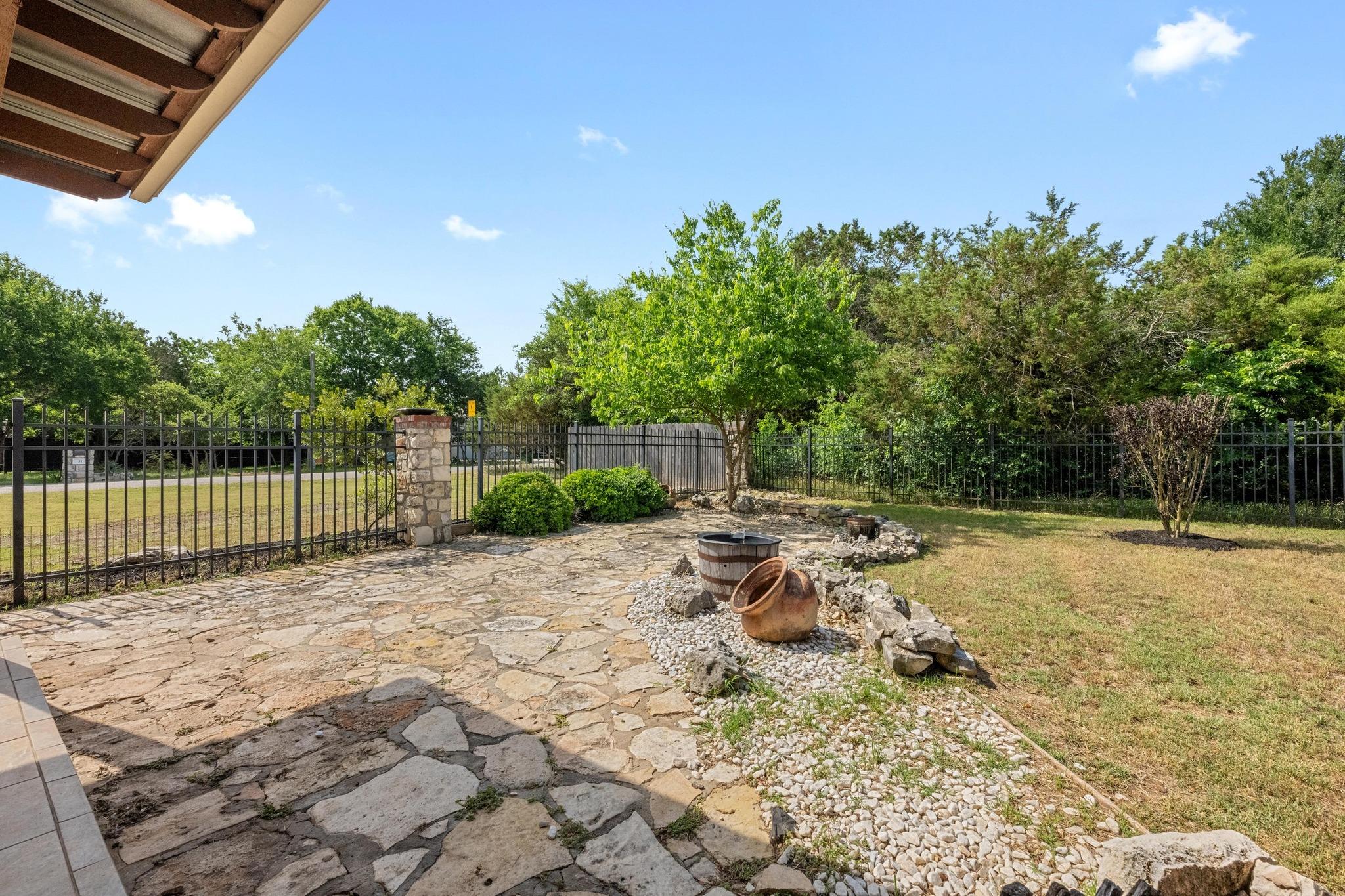 246 Whispering Valley Dr, Wimberley, TX 78676