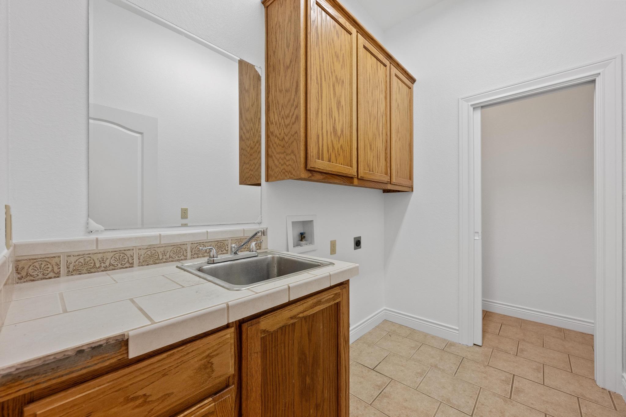 246 Whispering Valley Dr, Wimberley, TX 78676