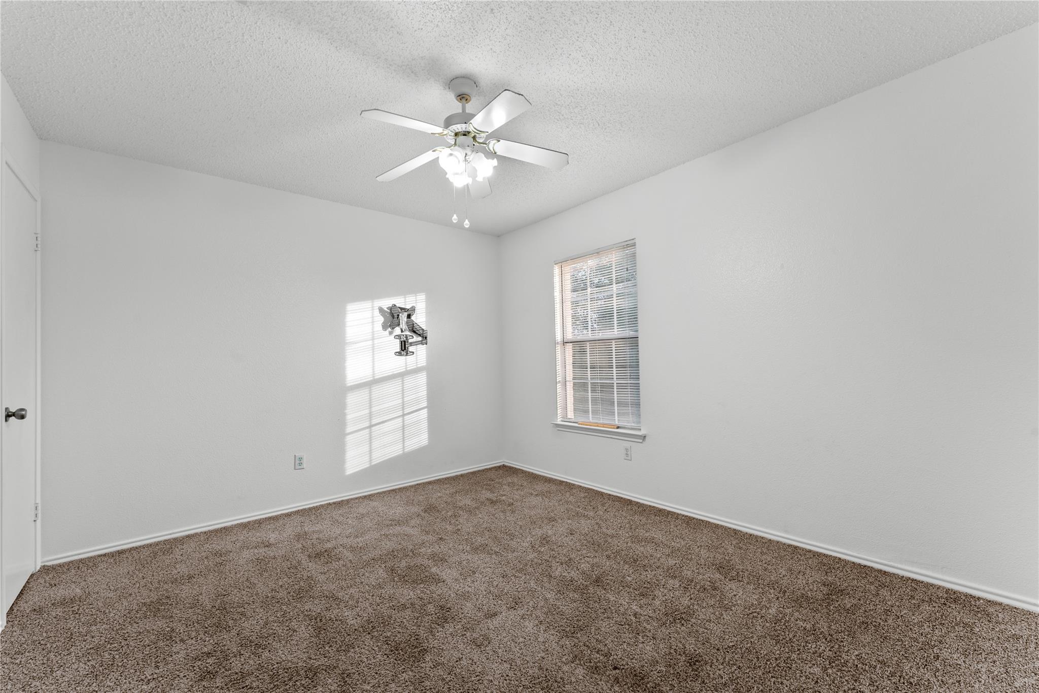 491 Emerald Fields Ln, Kyle, TX 78640