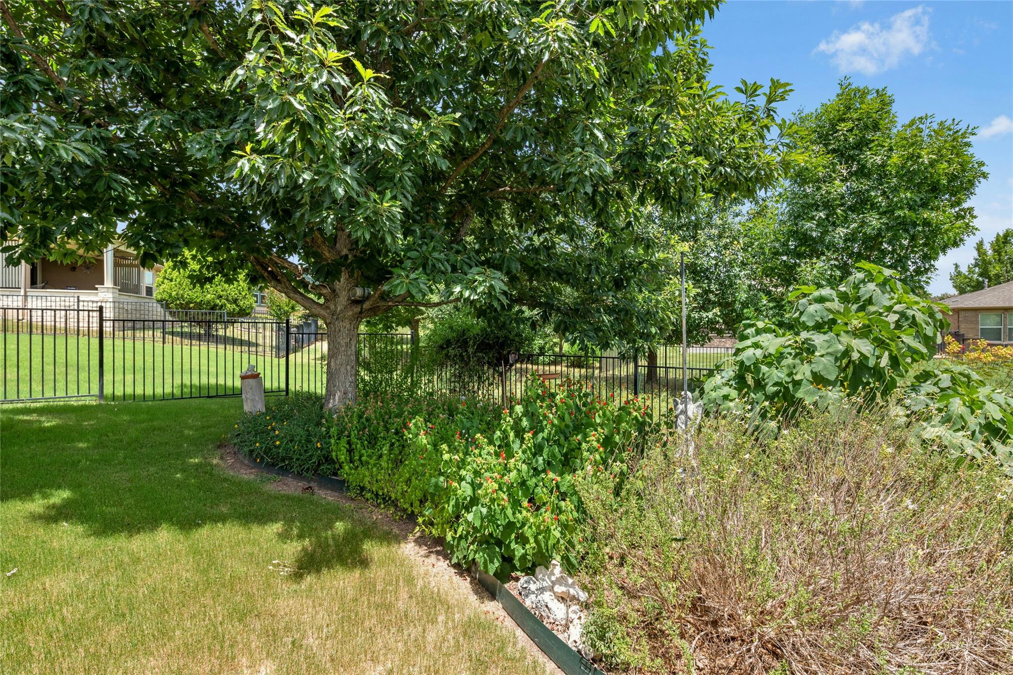 206 Sheldon Lake Dr, Georgetown, TX 78633
