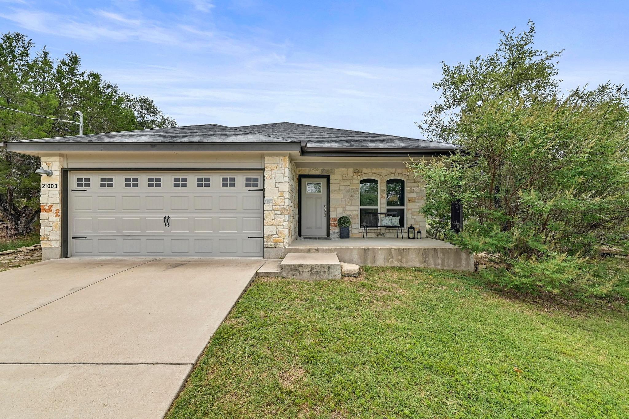 21003 Dodge Trl, Lago Vista, TX 78645