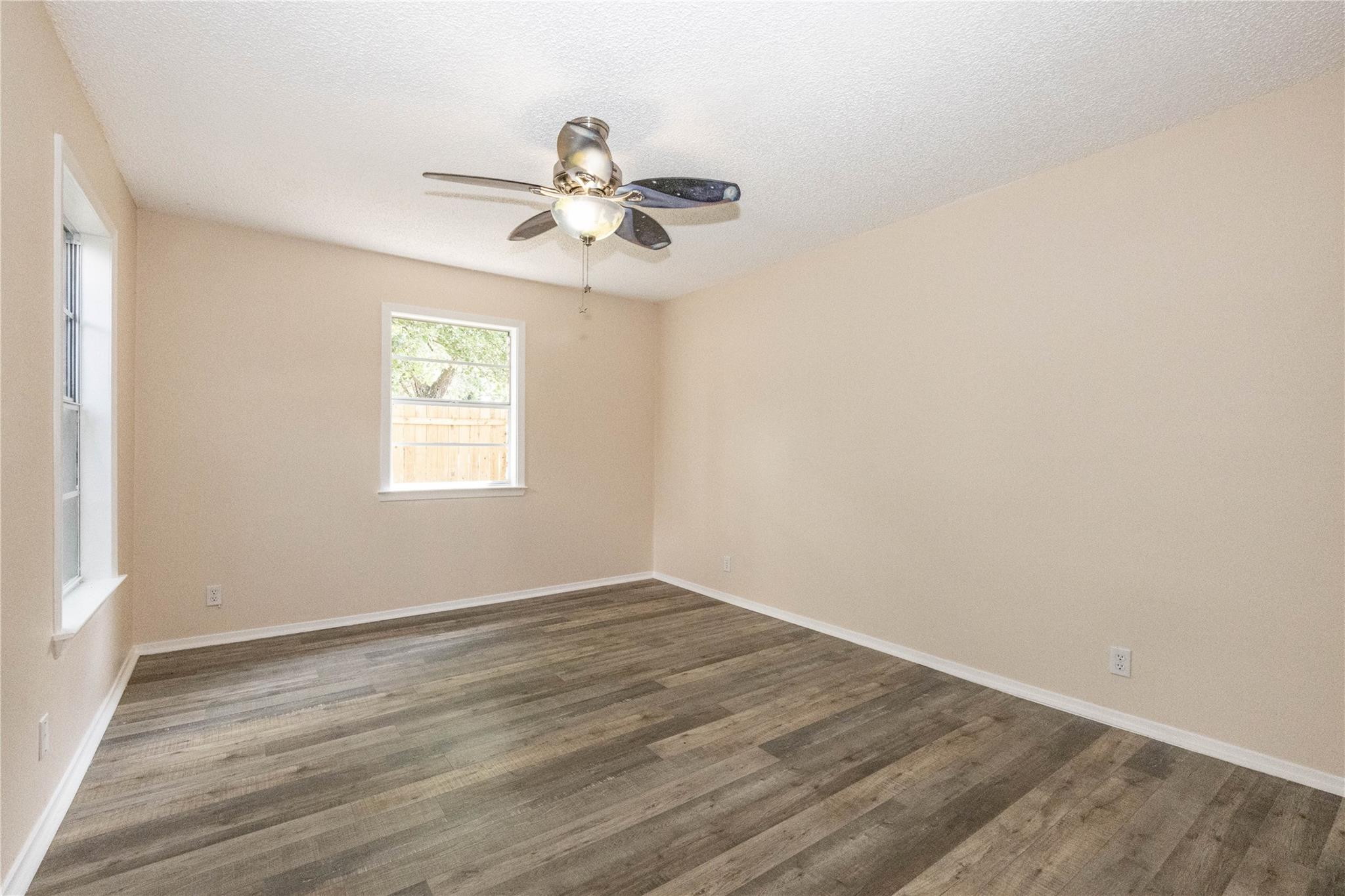 110 Shady Bluff Dr, Wimberley, TX 78676