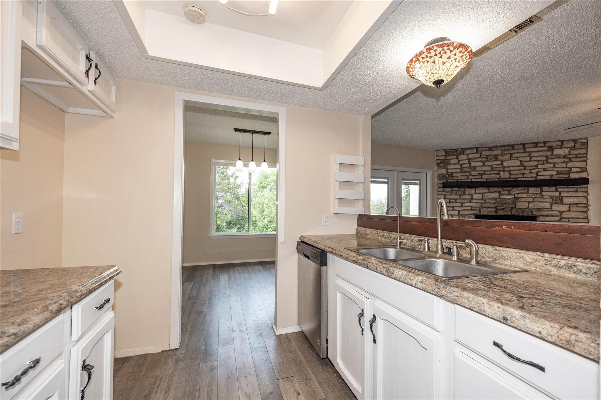 110 Shady Bluff Dr, Wimberley, TX 78676