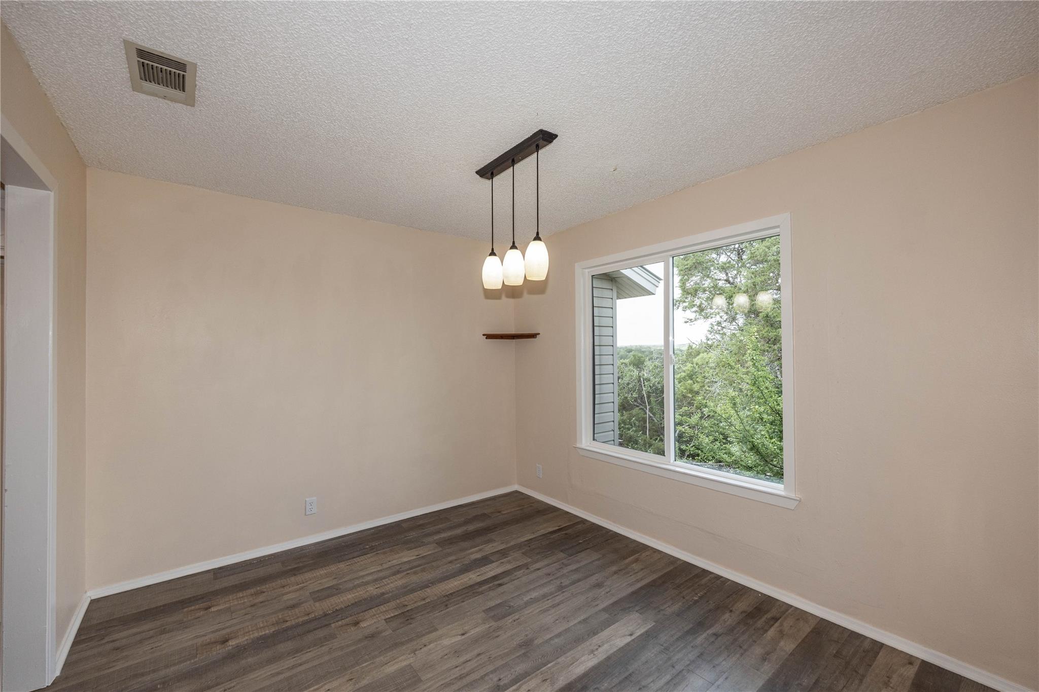 110 Shady Bluff Dr, Wimberley, TX 78676