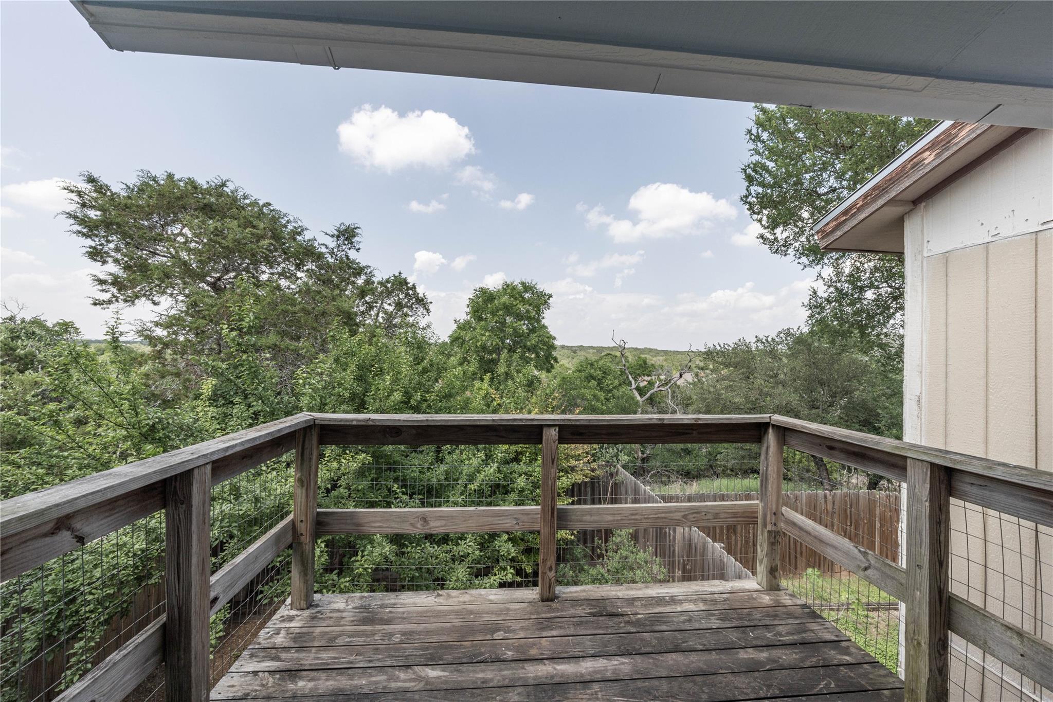 110 Shady Bluff Dr, Wimberley, TX 78676