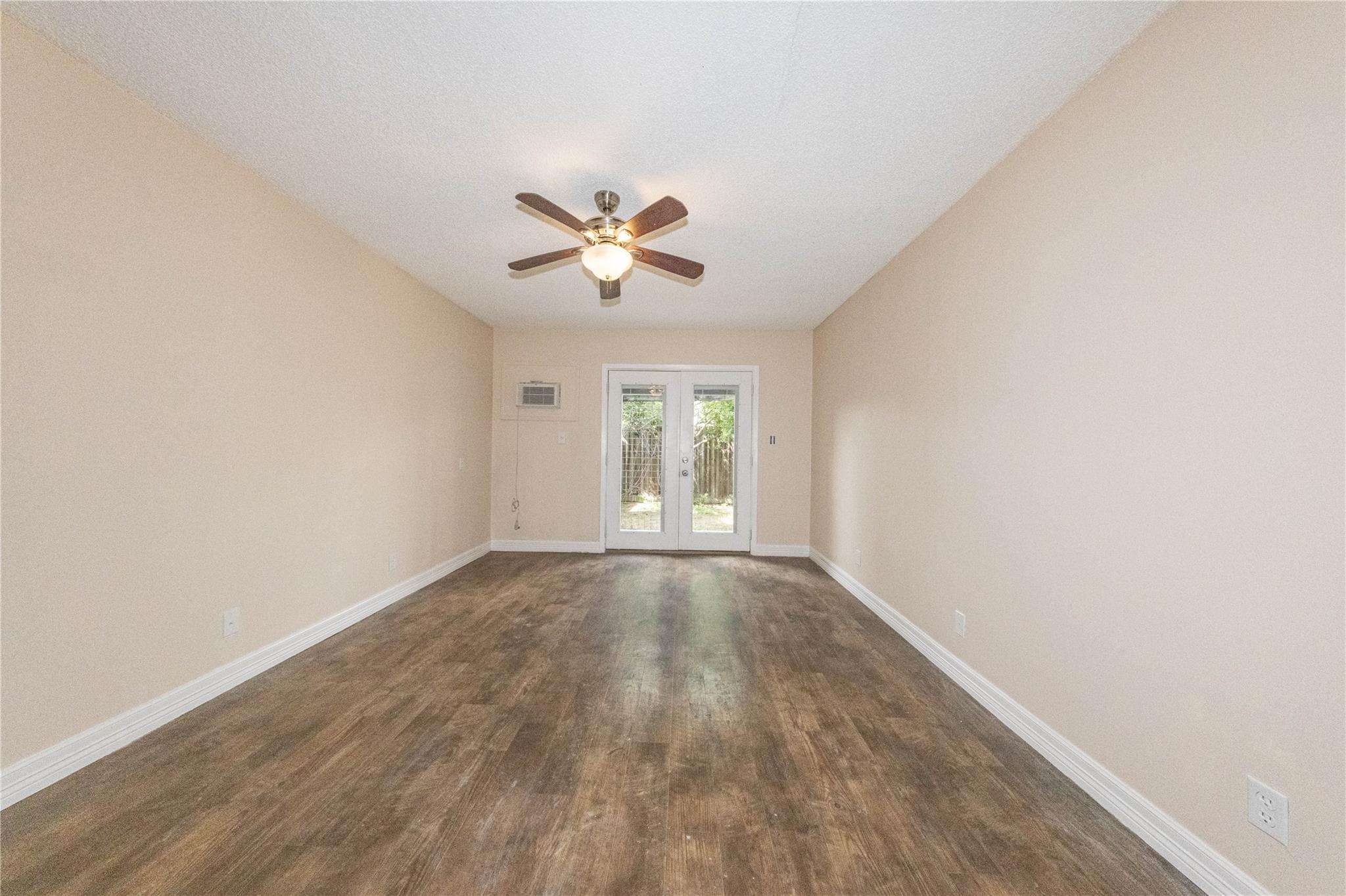 110 Shady Bluff Dr, Wimberley, TX 78676