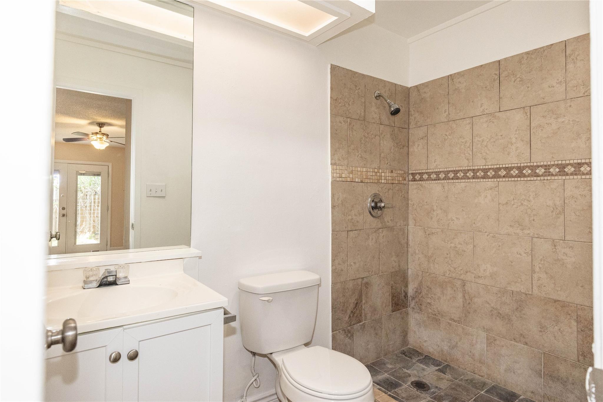 110 Shady Bluff Dr, Wimberley, TX 78676