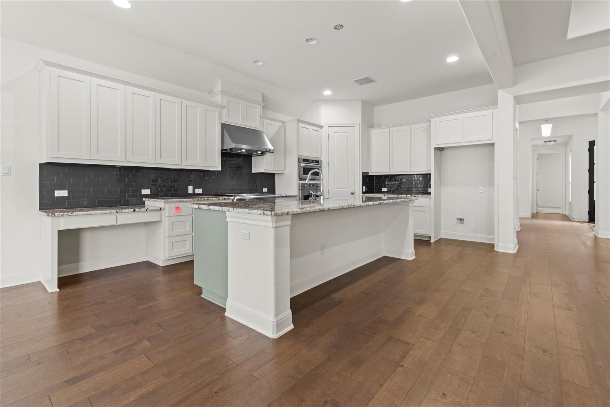 4705 Napoli Shore Dr, Leander, TX 78641