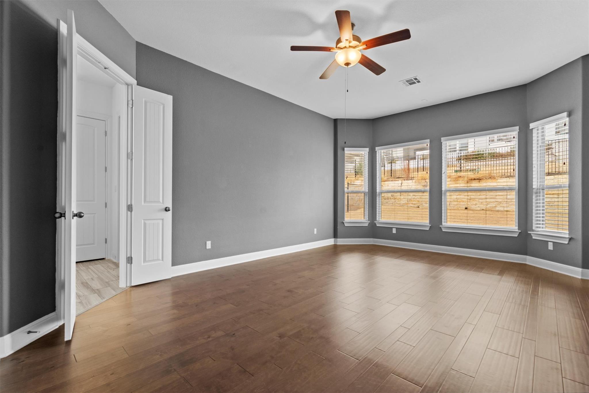 4705 Napoli Shore Dr, Leander, TX 78641