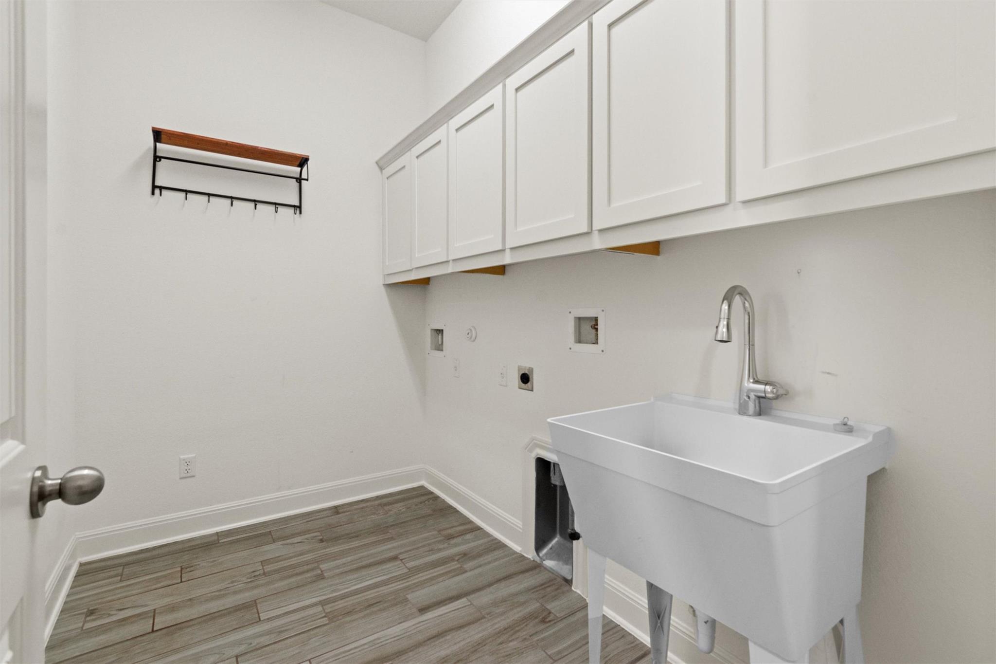 4705 Napoli Shore Dr, Leander, TX 78641