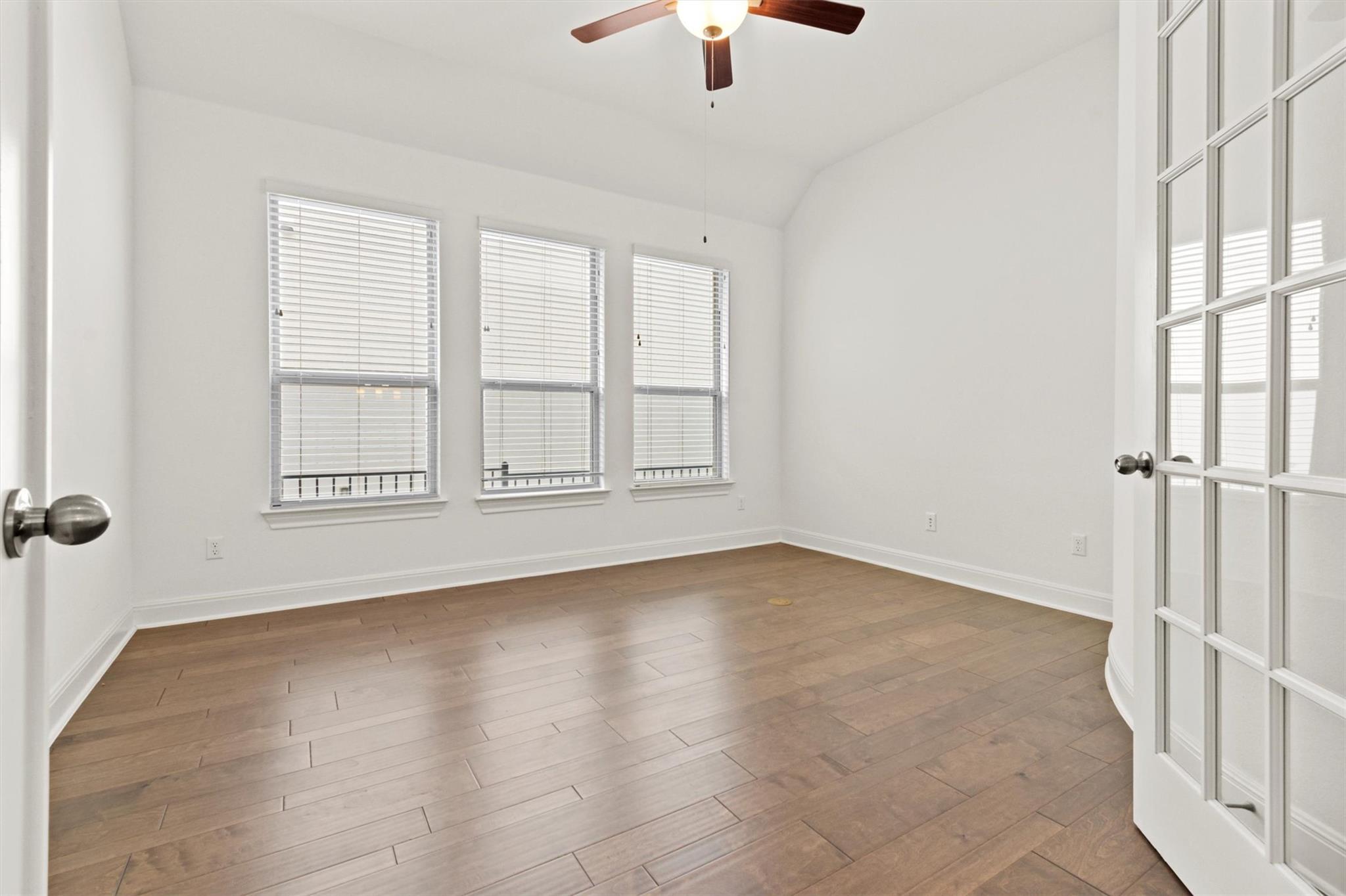 4705 Napoli Shore Dr, Leander, TX 78641