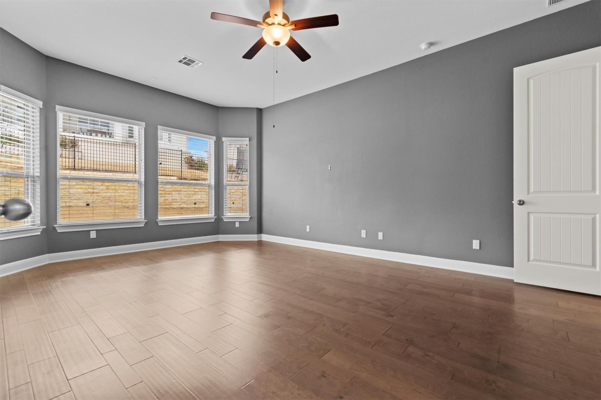 4705 Napoli Shore Dr, Leander, TX 78641