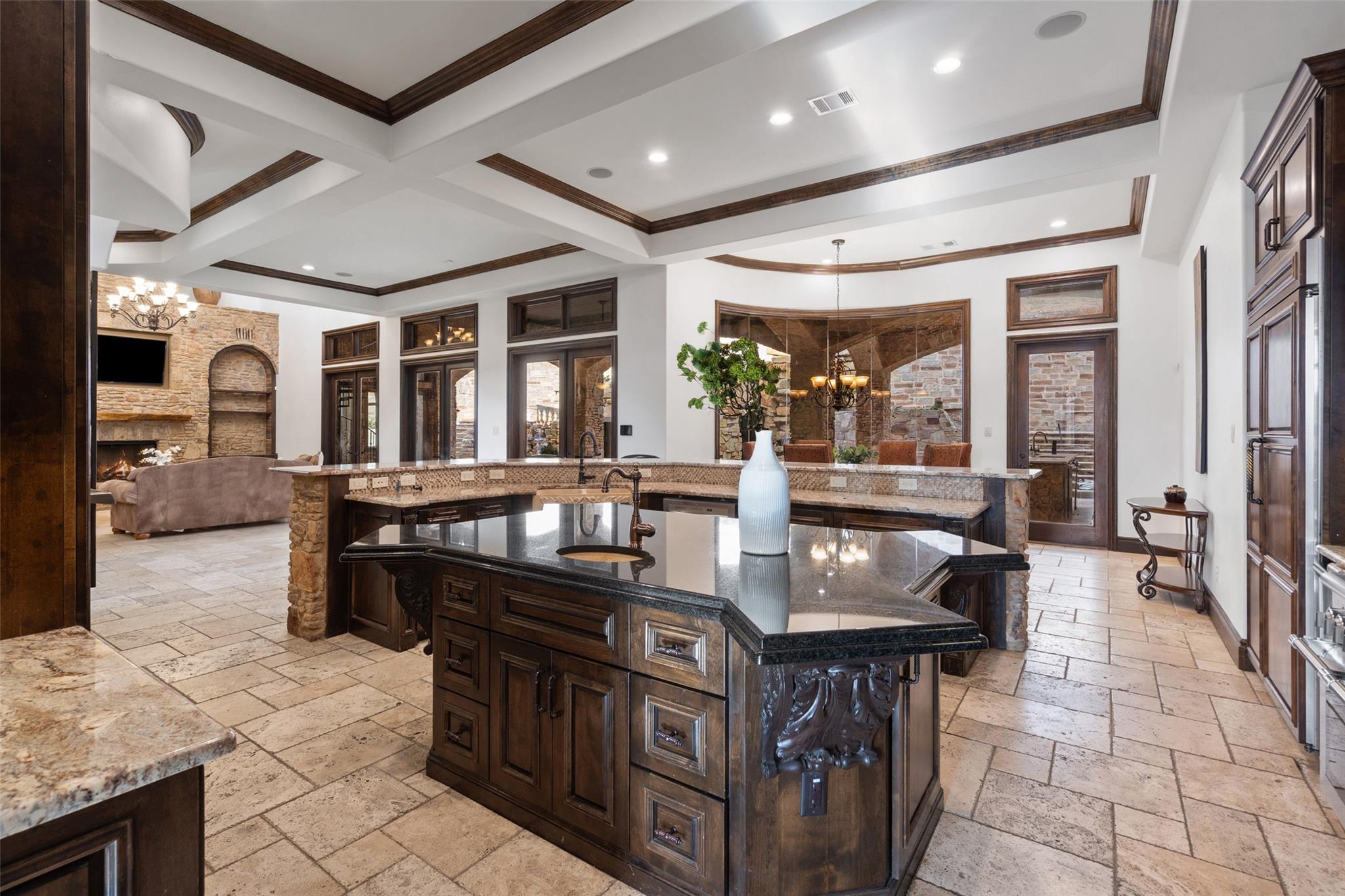 604 Logans Ln, Austin, TX 78746