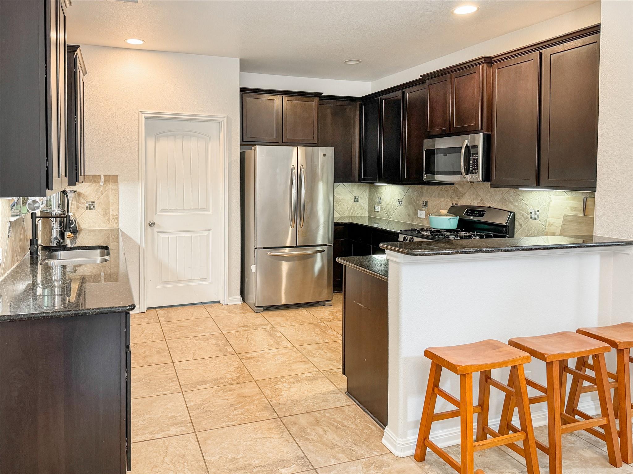 9112 Beechnut Dr # 46, Austin, TX 78748
