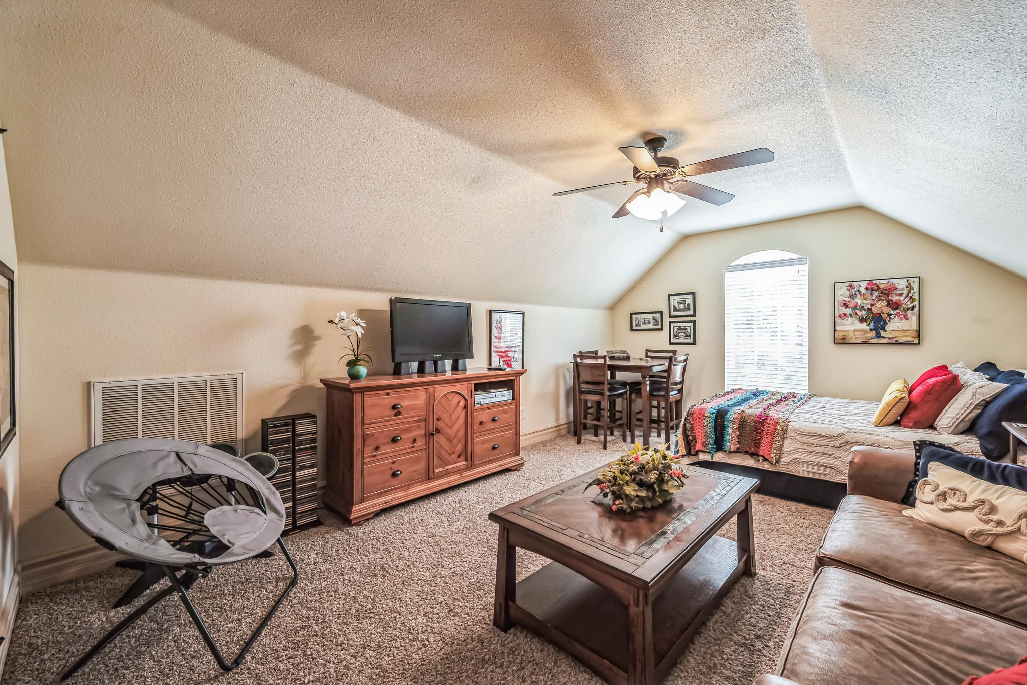 385 Green Park Dr, Belton, TX 76513