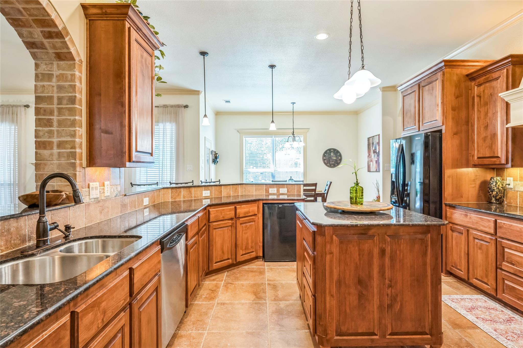 385 Green Park Dr, Belton, TX 76513