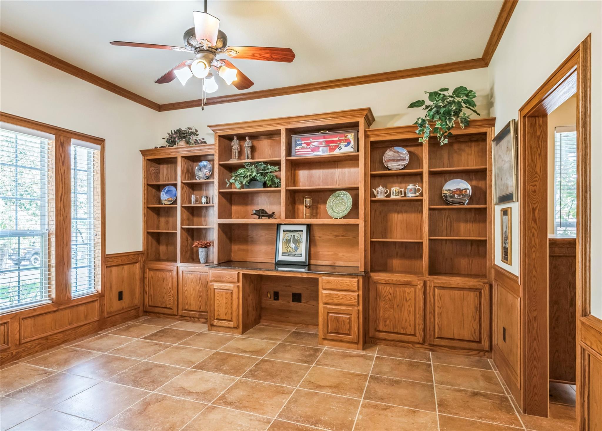 385 Green Park Dr, Belton, TX 76513