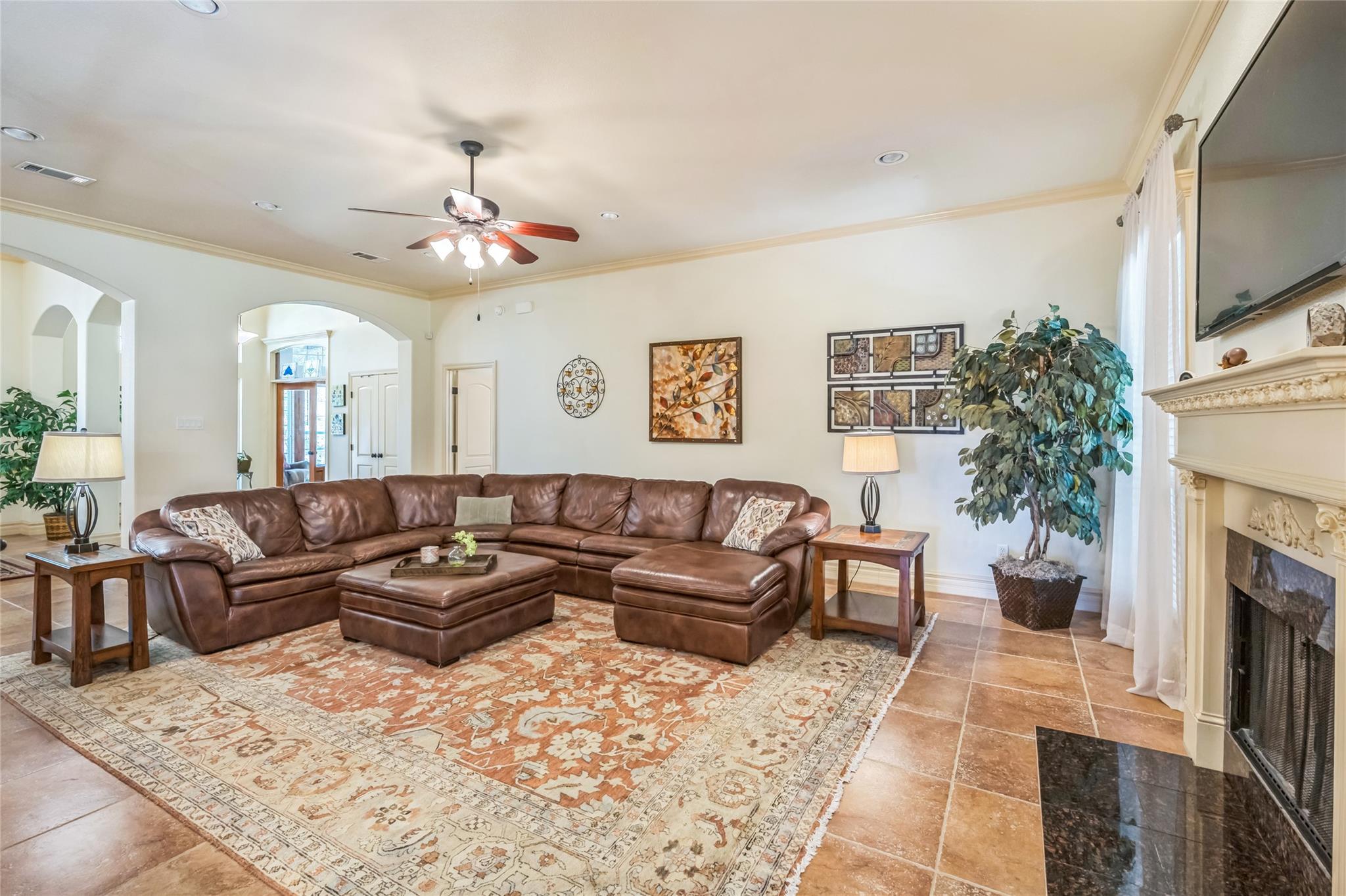 385 Green Park Dr, Belton, TX 76513