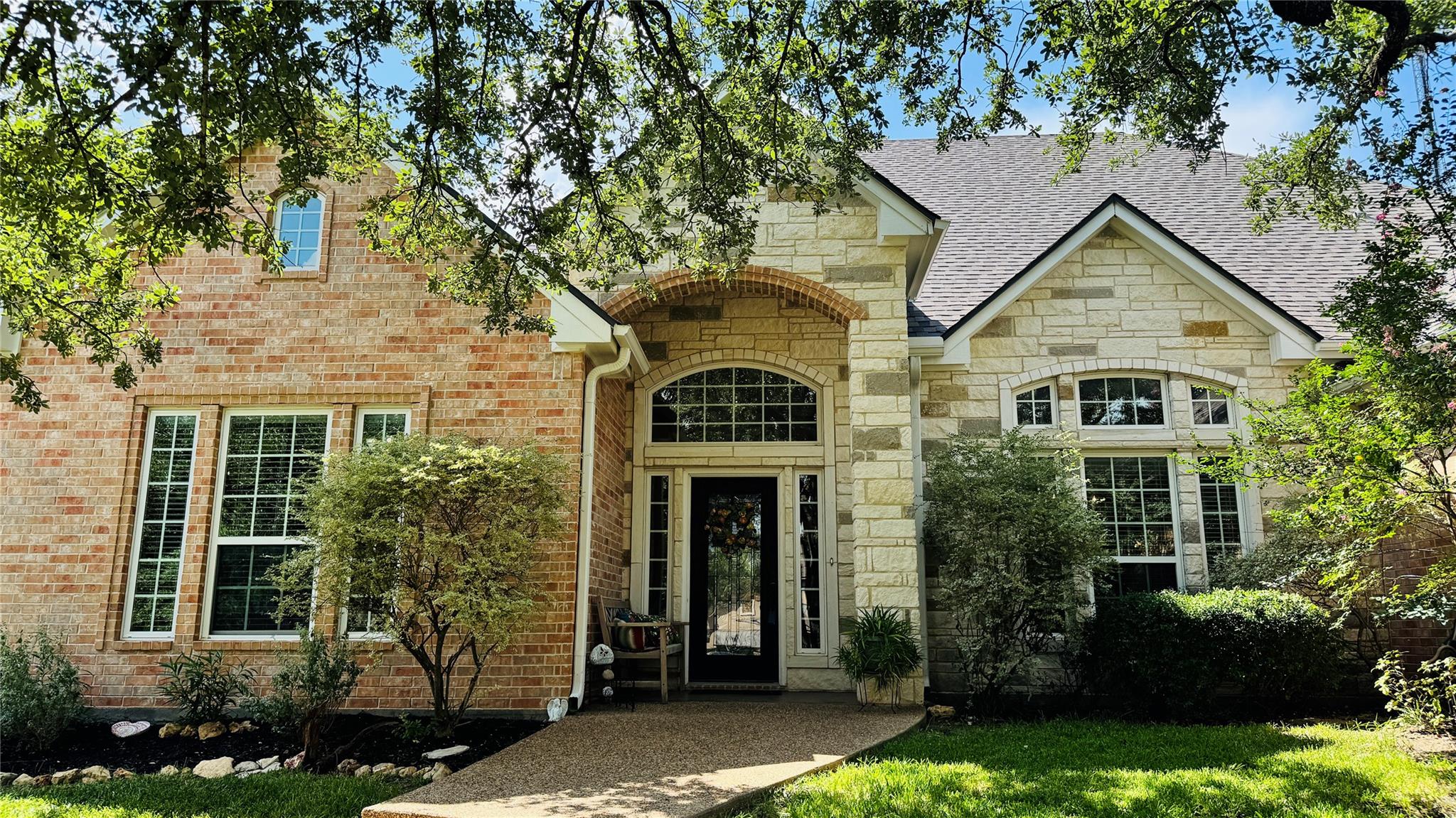 385 Green Park Dr, Belton, TX 76513