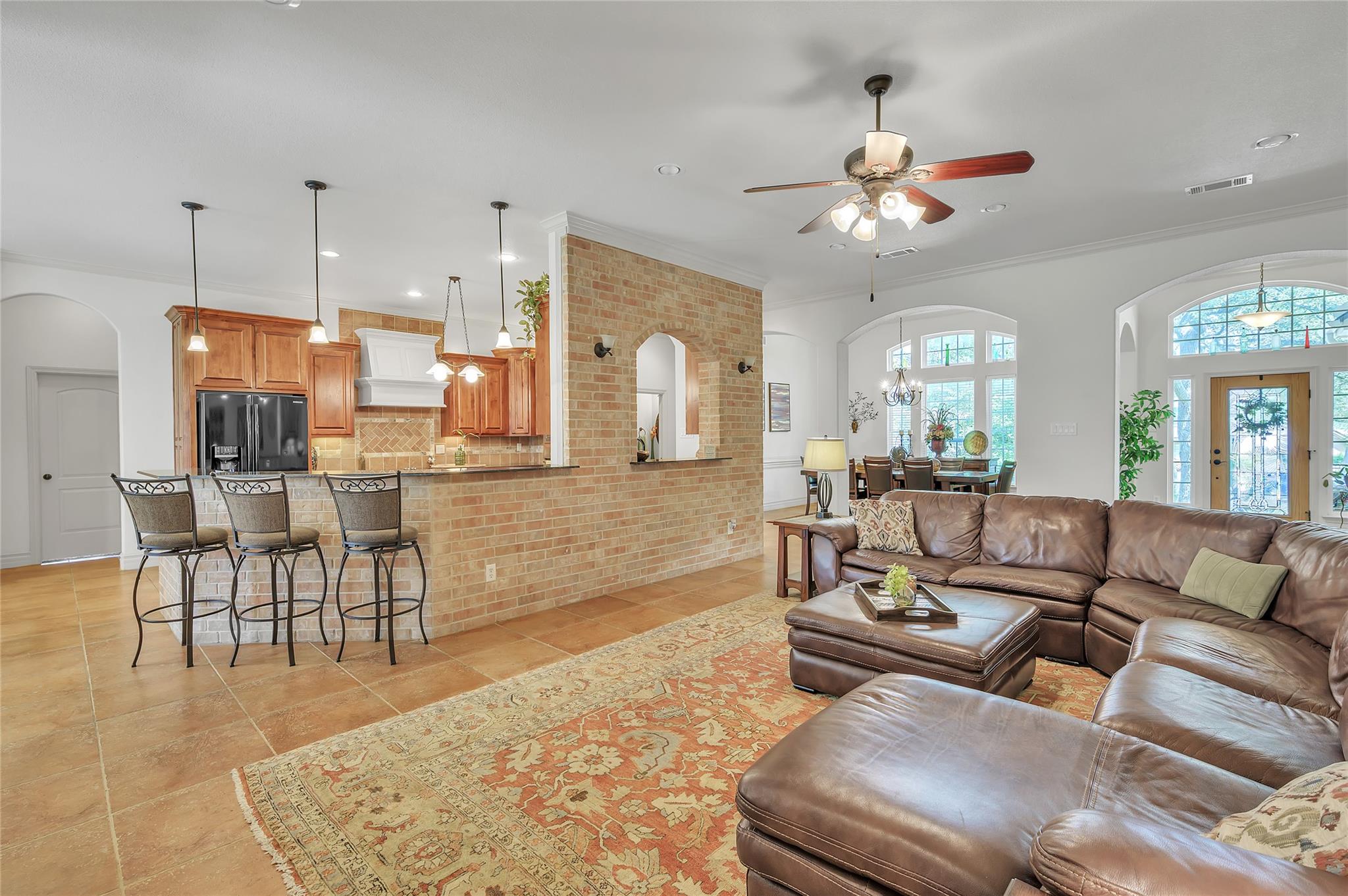 385 Green Park Dr, Belton, TX 76513