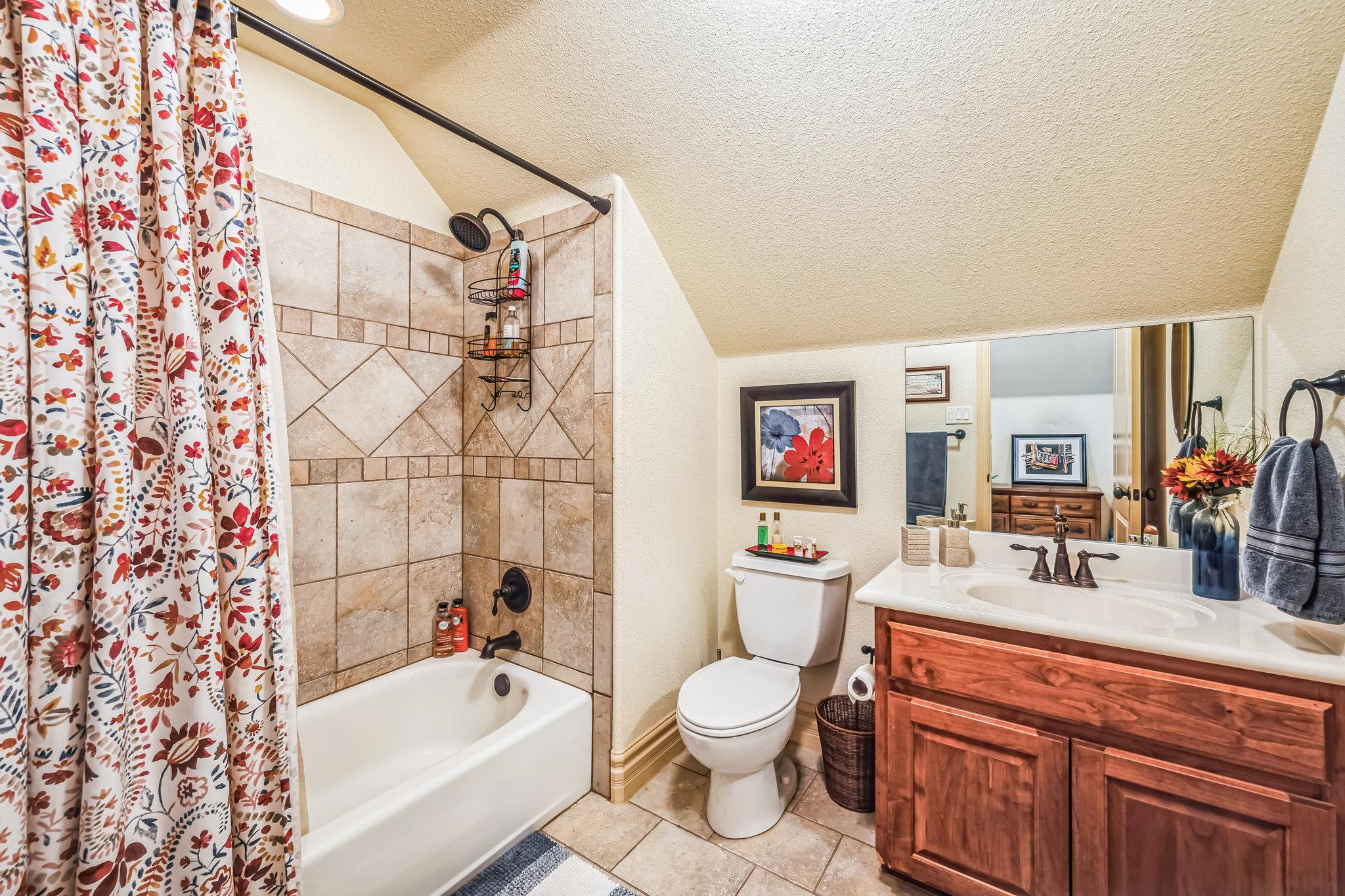 385 Green Park Dr, Belton, TX 76513