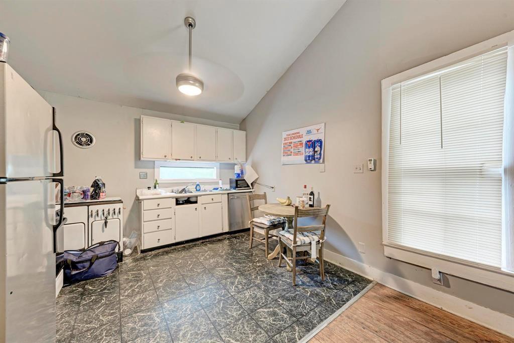 2834 Salado St, Austin, TX 78705