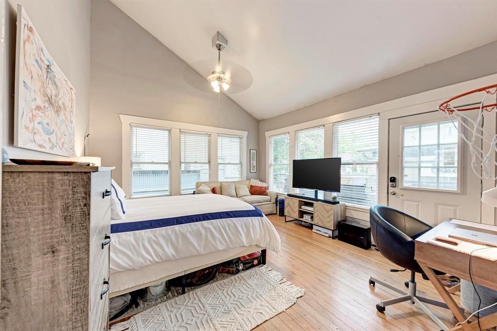 2834 Salado St, Austin, TX 78705