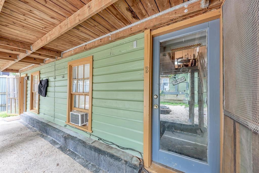 2834 Salado St, Austin, TX 78705