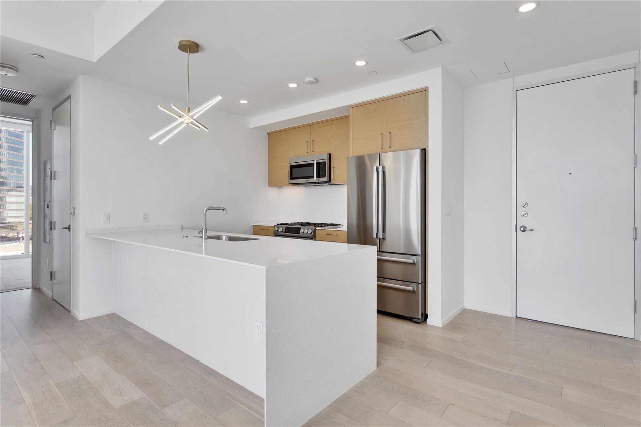 301 West Ave # 1001, Austin, TX 78701