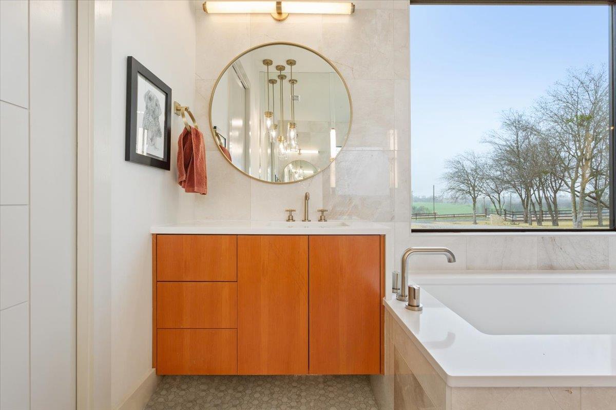 11579 Willow Grove Road, Moody, TX 76557