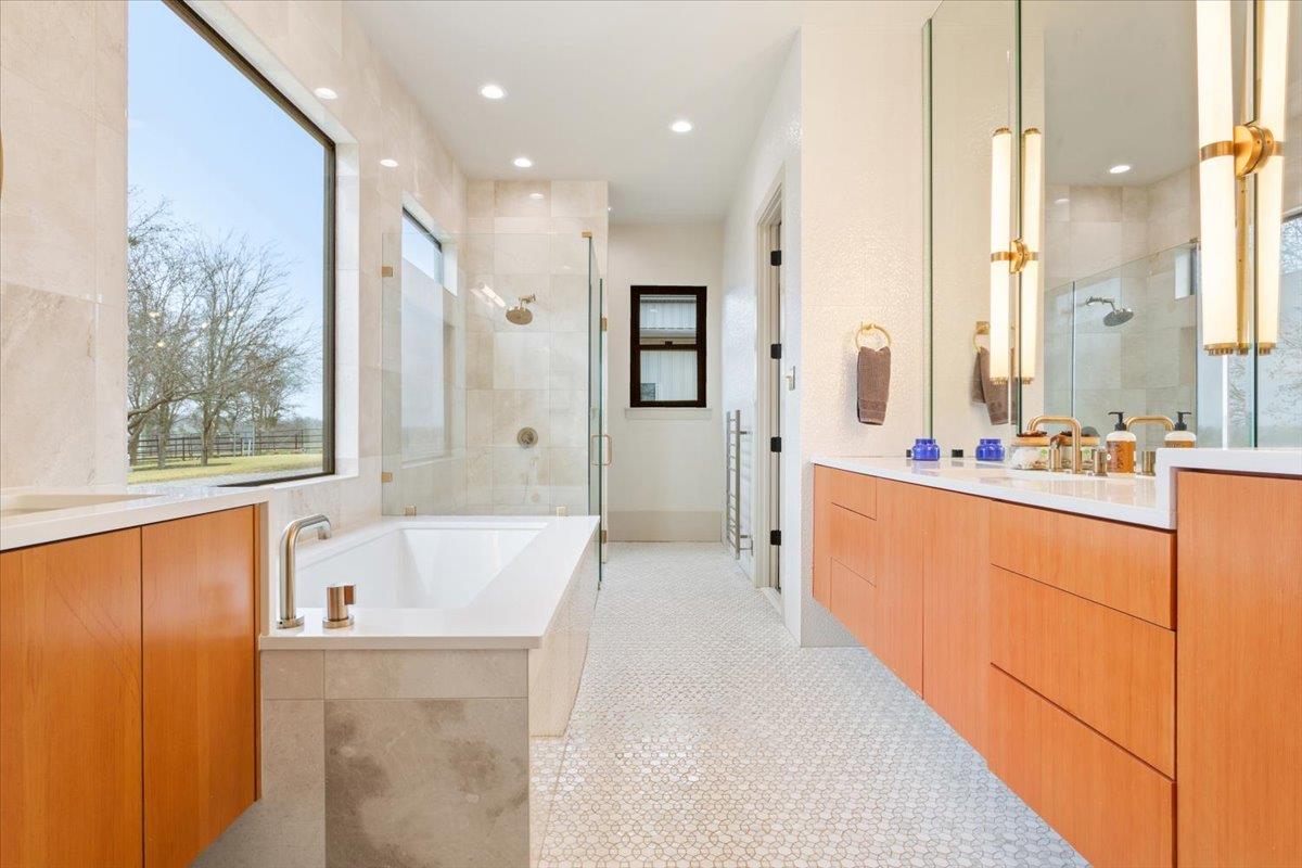 11579 Willow Grove Road, Moody, TX 76557