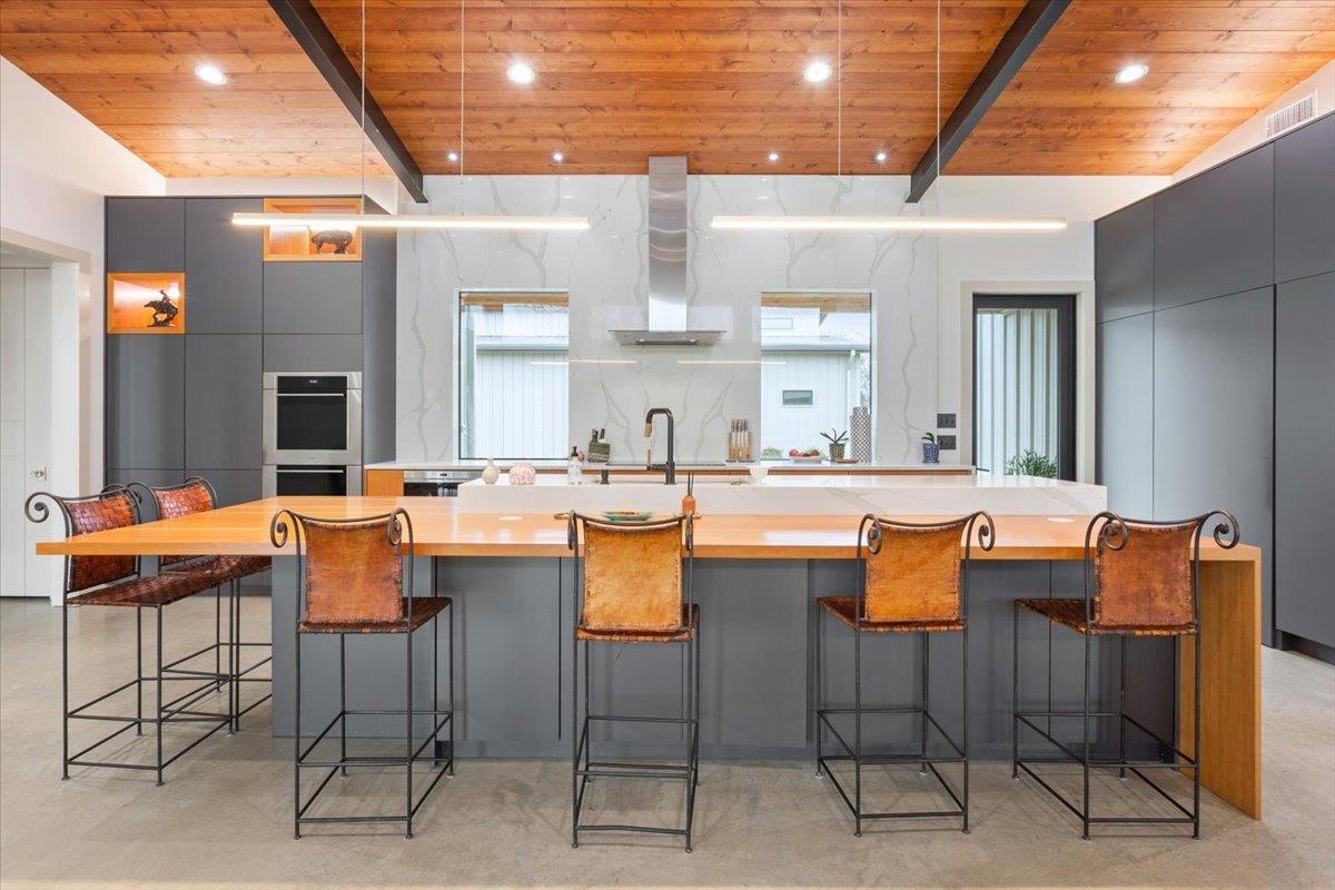 11579 Willow Grove Road, Moody, TX 76557